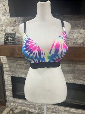 Pink Victoria’s Secret Tie-Dye Wireless Bra with Black Band new with tags 34DD